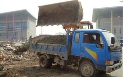 万人小区建筑垃圾清运